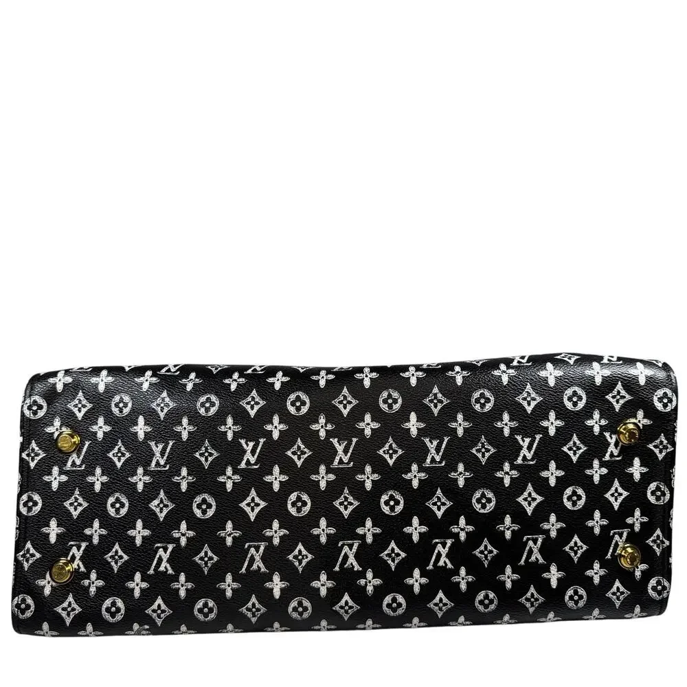 Louis Vuitton Catogram Steamer Bag Cabas XXL cat tote Grace Coddington Monogram